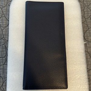 Cuyana Passport Wallet - Navy